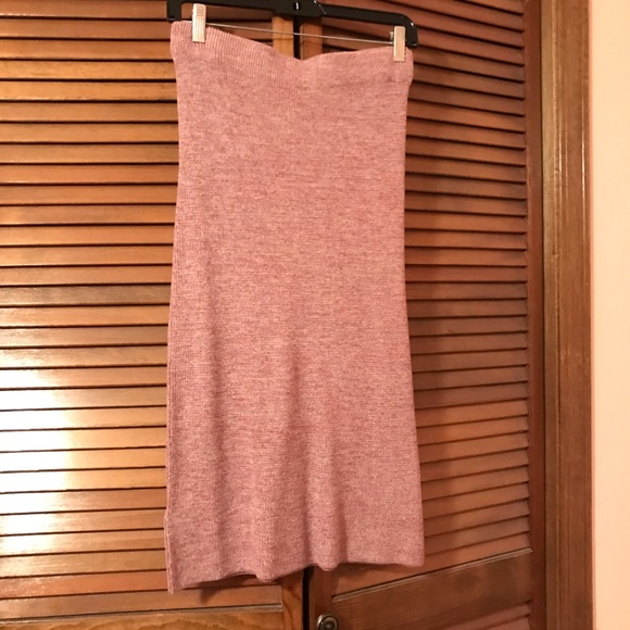 Beautiful Ann Taylor two piece skirt set. - Picture 3 of 3